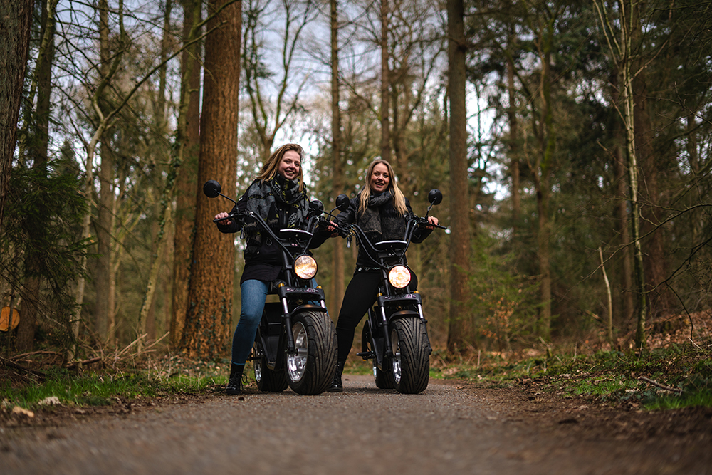 e scooters huren in touren in het bos